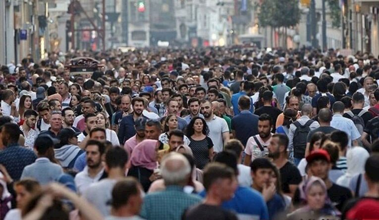 İşsizlik oranında azalma sürüyor