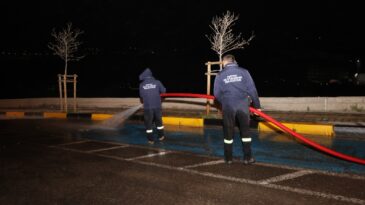 HBB’NİN TEMİZLİK ÇALIŞMALARI GECE VE GÜNDÜZ SÜRÜYOR