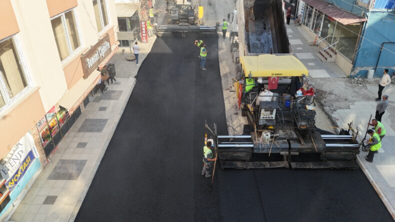 HBB’DEN DENİZCİLER MAHALLESİ’NE 15 KM ASFALT