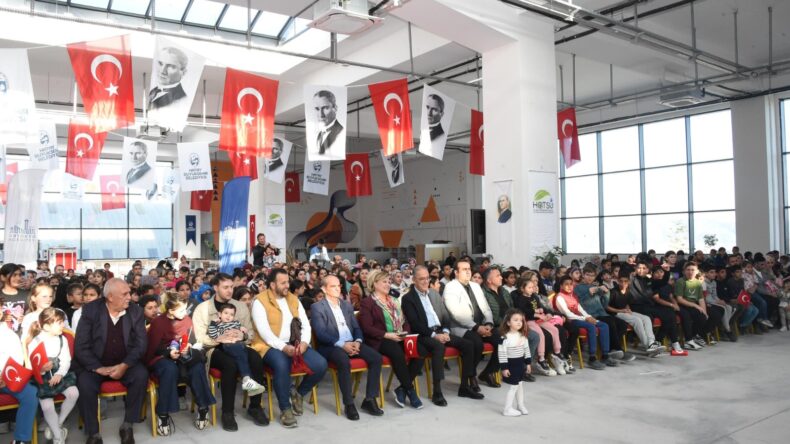 BAŞKAN YAPAR, RAMAZAN ETKİNLİKLERİNDE ÇOCUKLARIN NEŞESİNE ORTAK OLDU