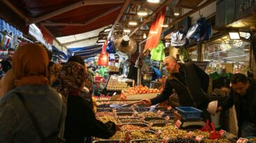  2 Nisan’da 28 milyar TL’lik alışveriş yapıldı