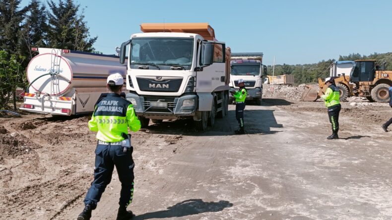 BÜYÜKŞEHİRDEN KAÇAK HAFRİYAT DÖKÜMÜNE DEV CEZA