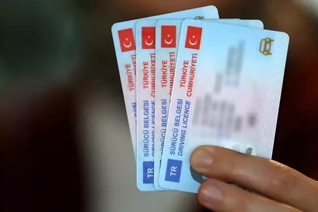 Şartları karşılayamayan yaşlılar araba kullanamayacak