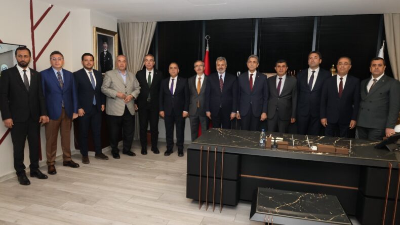 BAŞKAN ÖNTÜRK, BAŞKAN DEMİR’İ MAKAMINDA AĞIRLADI