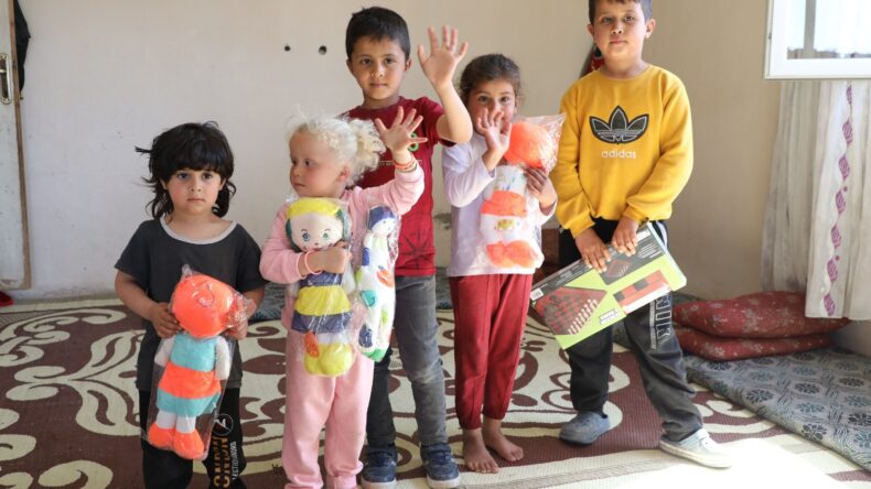 HBB’DEN EVİ YANAN AİLEYE YARDIM ELİ