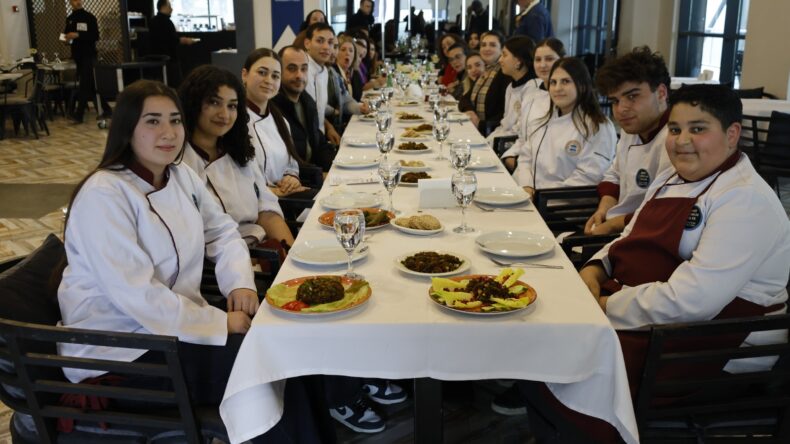 GELECEĞİN ŞEFLERİ BULUŞTU