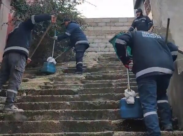 MAHALLELERDE TEMİZLİK ÇALIŞMALARI