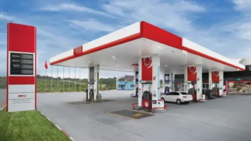 Türkiye’de 840 istasyonu olan akaryakıt devi el değiştirdi