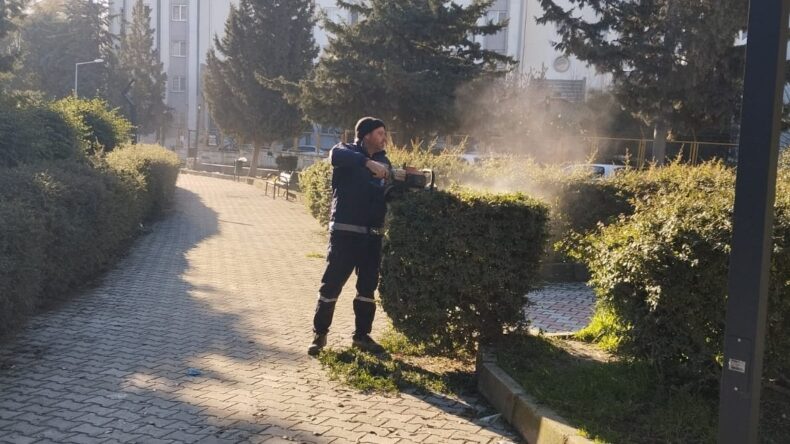 PARK VE YEŞİL ALANLARDA ÇALIŞMALAR DEVAM EDİYOR