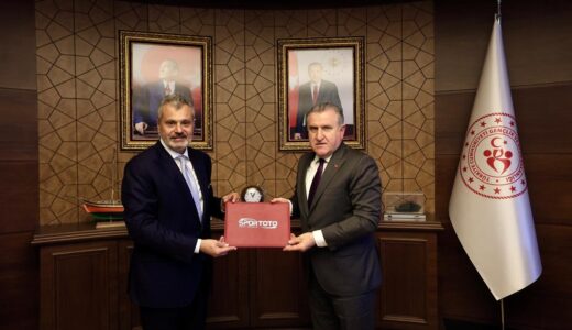 HBB BAŞKANI ÖNTÜRK’TEN BAKAN BAK’A ZİYARET