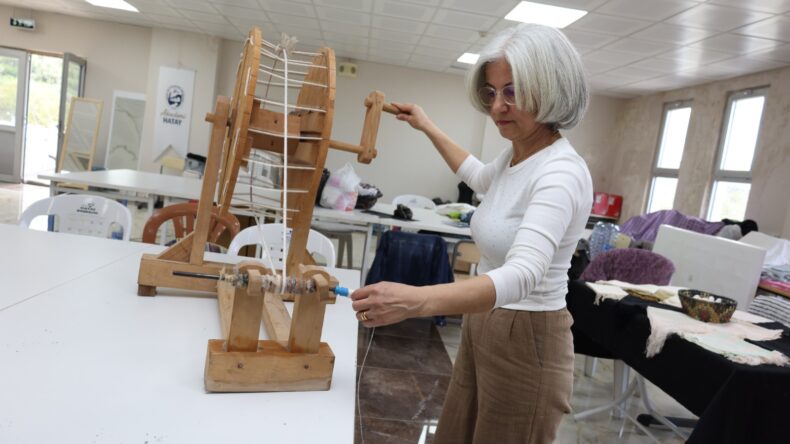 UNUTULMAYA YÜZ TUTAN DOKUMA SANATI YENİDEN HAYAT BULUYOR