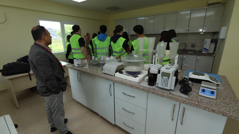 ÖĞRENCİLER ATIKSU ARITMA TESİSİNİ GEZDİ