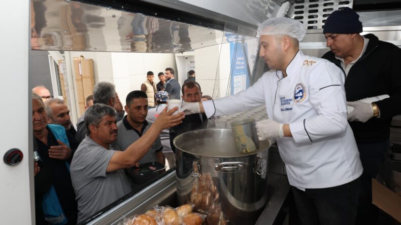 HBB’NİN ÇORBA İKRAMI İLE YÜREKLER ISINIYOR