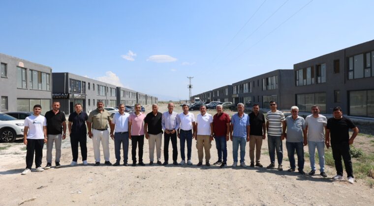 ANTAKYA BELEDİYE BAŞKAN YAPAR, GALERİCİLERLE BİR ARAYA GELDİ