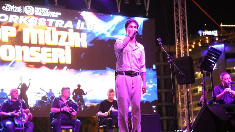 HBB ORKESTRASI, İSKENDERUN’DA SAHNE ALDI