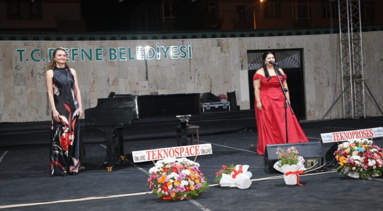 OPERANIN SEÇKİN ÖRNEKLERİ AMFİ TİYATRO’DA ÇINLADI